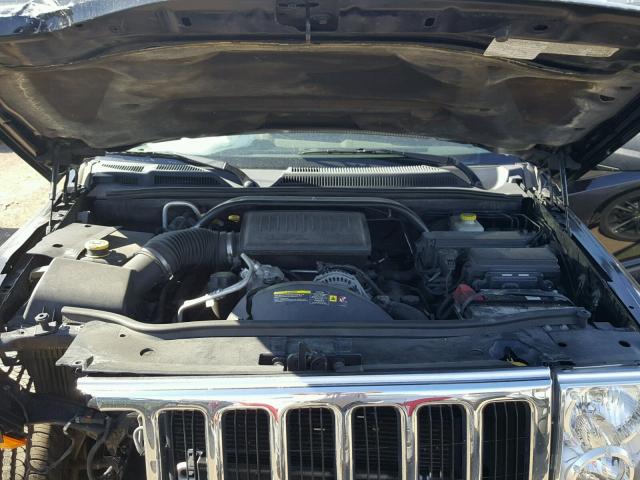 1J8HG48P27C547327 - 2007 JEEP COMMANDER BLACK photo 7