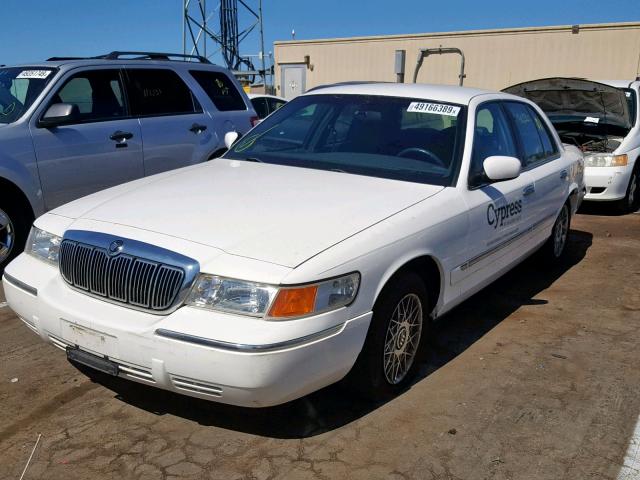 2MEFM74WXXX629832 - 1999 MERCURY GRAND MARQ WHITE photo 2