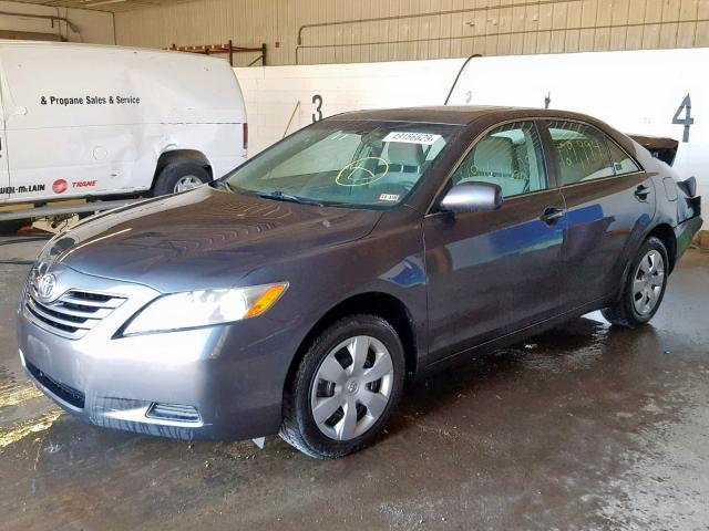 4T4BE46K69R117096 - 2009 TOYOTA CAMRY BASE GRAY photo 2