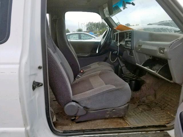 4F4CR16A8RTM95933 - 1994 MAZDA B2300 CAB WHITE photo 5