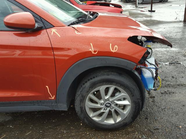 KM8J23A45HU485396 - 2017 HYUNDAI TUCSON SE ORANGE photo 9