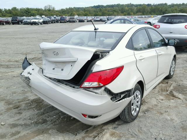 KMHCT4AEXGU099205 - 2016 HYUNDAI ACCENT SE WHITE photo 4