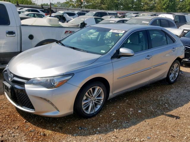 4T1BF1FK7FU039204 - 2015 TOYOTA CAMRY LE SILVER photo 2