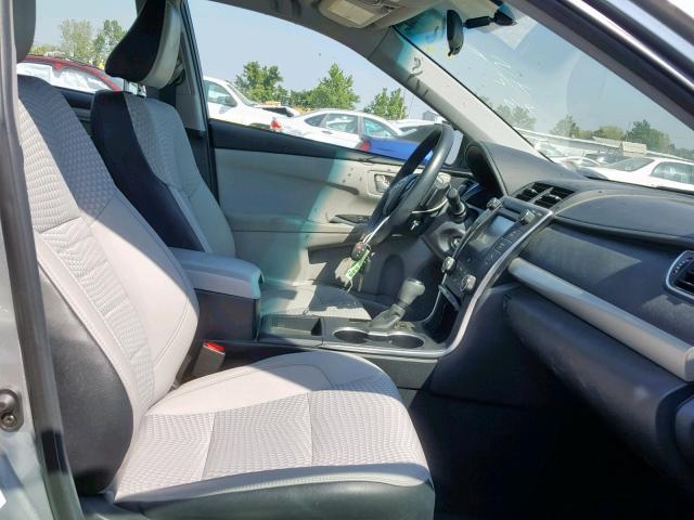 4T1BF1FK7FU039204 - 2015 TOYOTA CAMRY LE SILVER photo 5