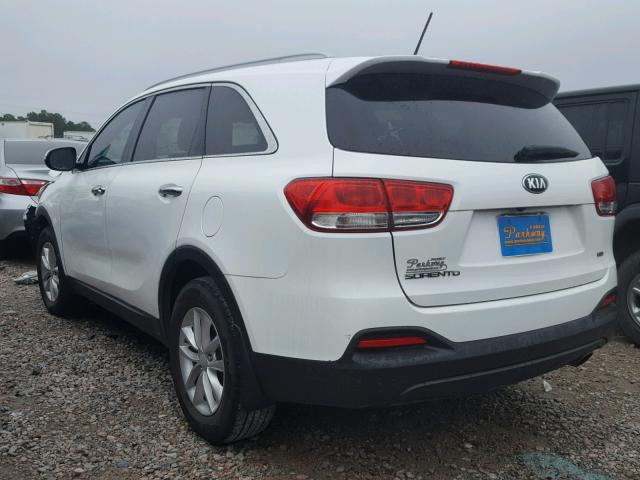 5XYPG4A39GG170923 - 2016 KIA SORENTO LX WHITE photo 3