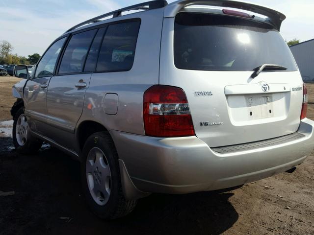 JTEEP21A150108683 - 2005 TOYOTA HIGHLANDER SILVER photo 3