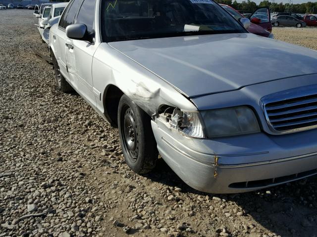 2FAFP74W5XX151401 - 1999 FORD CROWN VICT SILVER photo 9