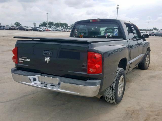 1D7HE48K26S674753 - 2006 DODGE DAKOTA QUA BLACK photo 4