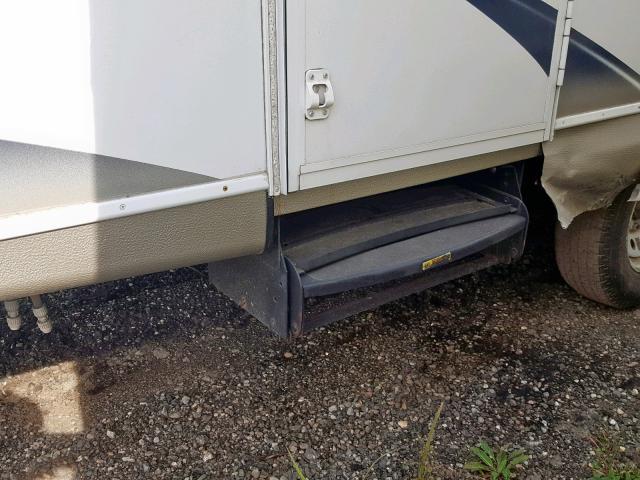 4YDT2452486412419 - 2008 KEYSTONE PASSPORT WHITE photo 9