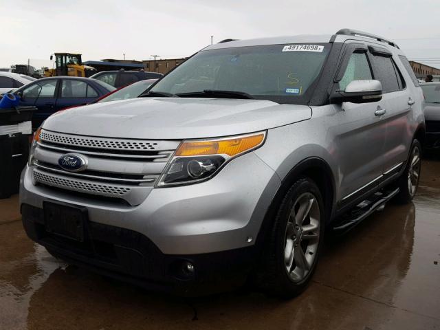 1FMHK7F97CGB04455 - 2012 FORD EXPLORER L SILVER photo 2