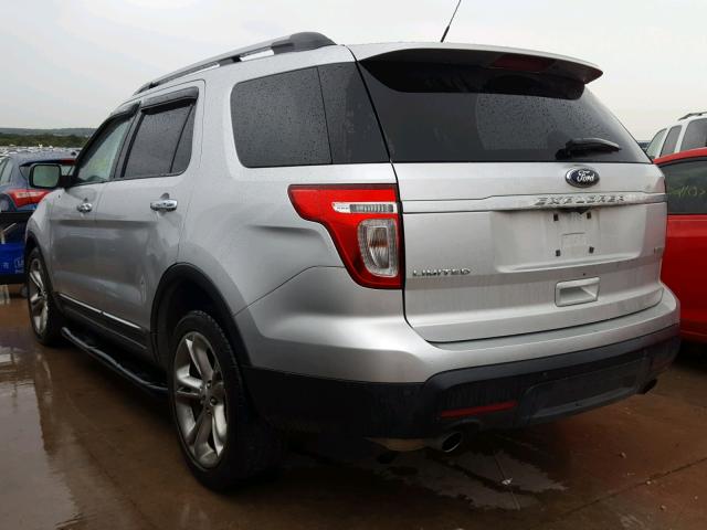 1FMHK7F97CGB04455 - 2012 FORD EXPLORER L SILVER photo 3