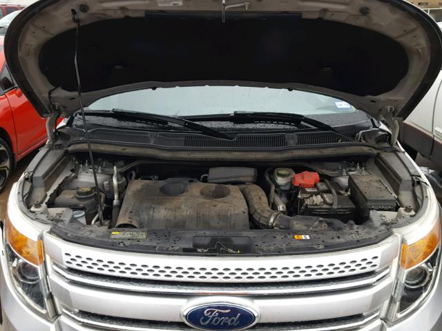 1FMHK7F97CGB04455 - 2012 FORD EXPLORER L SILVER photo 7