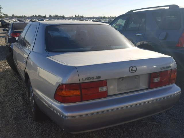 JT8BH28F1Y0168164 - 2000 LEXUS LS 400 SILVER photo 3