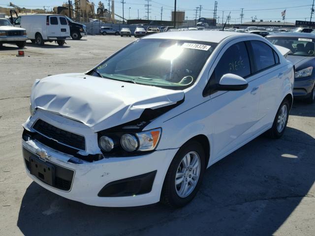 1G1JB5SH1C4174535 - 2012 CHEVROLET SONIC LS 白色 照片 2