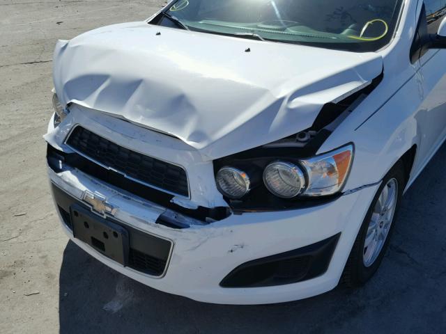 1G1JB5SH1C4174535 - 2012 CHEVROLET SONIC LS 白色 照片 9