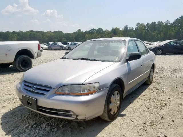 1HGCF86692A171639 - 2002 HONDA ACCORD VAL SILVER photo 2