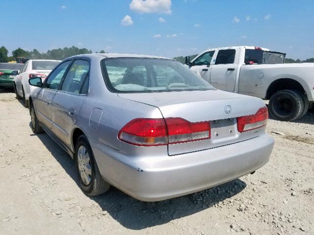 1HGCF86692A171639 - 2002 HONDA ACCORD VAL SILVER photo 3