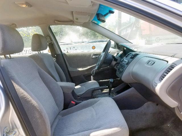 1HGCF86692A171639 - 2002 HONDA ACCORD VAL SILVER photo 5