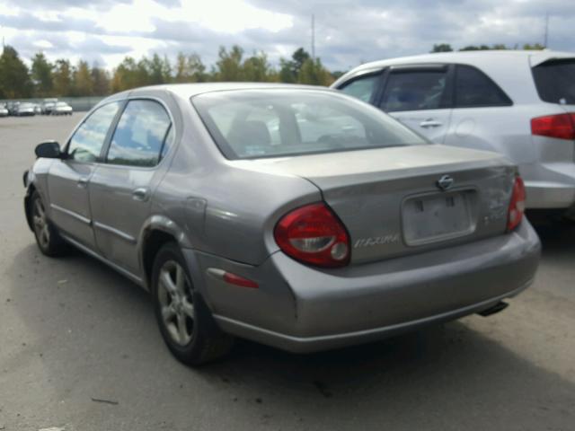 JN1CA31D01T622422 - 2001 NISSAN MAXIMA GXE GRAY photo 3