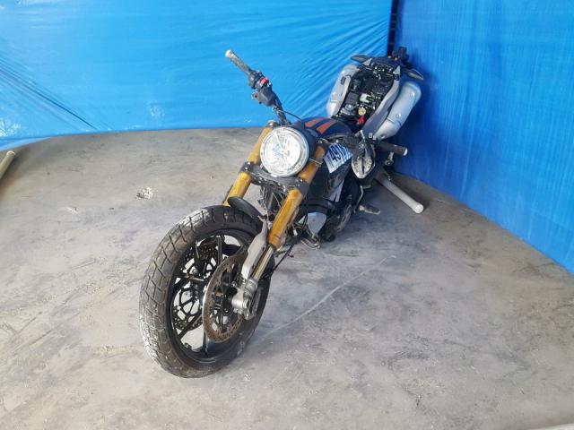 ML0KAFCP2KT000410 - 2019 DUCATI SCRAMBLER TWO TONE photo 2