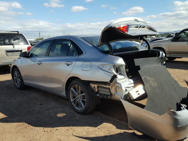 4T1BF1FK3FU882008 - 2015 TOYOTA CAMRY LE ვერცხლისფერი ფოტო 3