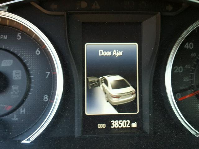 4T1BF1FK3FU882008 - 2015 TOYOTA CAMRY LE ვერცხლისფერი ფოტო 8