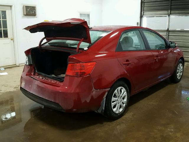 KNAFU4A24A5880899 - 2010 KIA FORTE EX RED photo 4