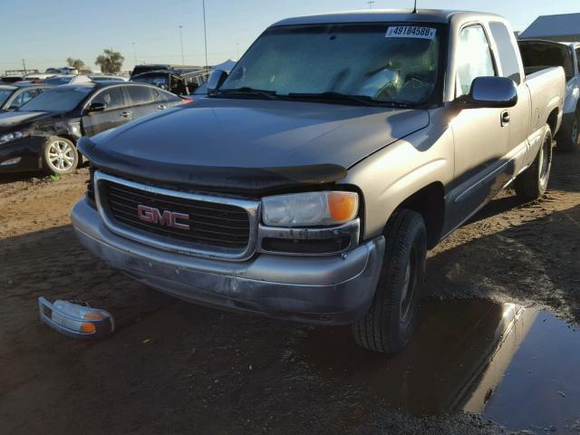 1GTEK19T01E147779 - 2001 GMC NEW SIERRA SILVER photo 2