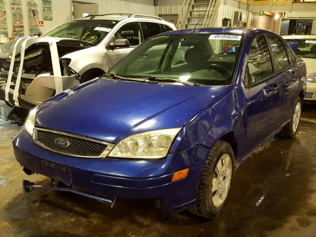 1FAFP34N46W173660 - 2006 FORD FOCUS ZX4 BLUE photo 2