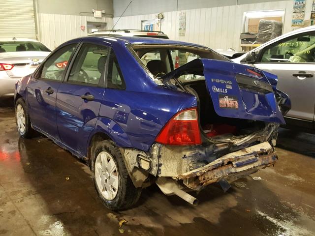 1FAFP34N46W173660 - 2006 FORD FOCUS ZX4 BLUE photo 3