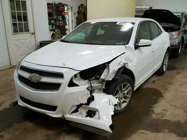 1G11C5SA6DF358827 - 2013 CHEVROLET MALIBU 1LT WHITE photo 2