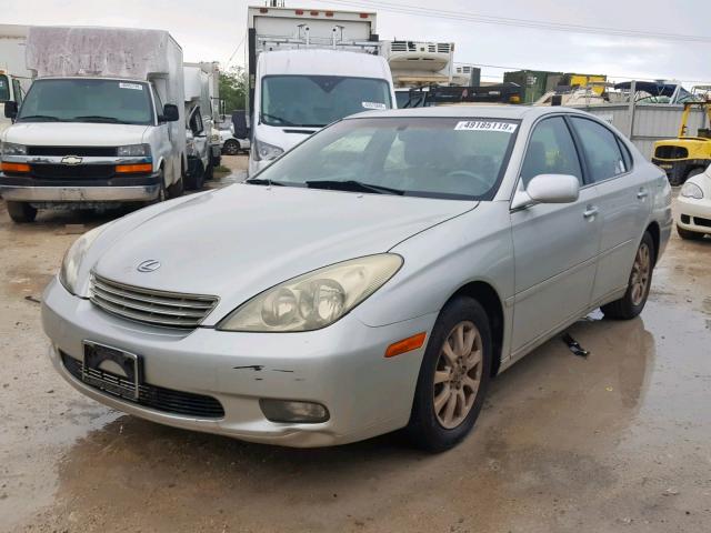 JTHBA30G745019608 - 2004 LEXUS ES 330 SILVER photo 2