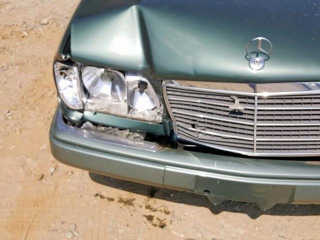 WDBEA32E6RC132848 - 1994 MERCEDES-BENZ E 320 GREEN photo 9