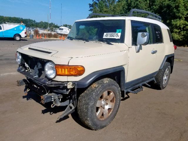 JTEBU11F28K008036 - 2008 TOYOTA FJ CRUISER TAN photo 2