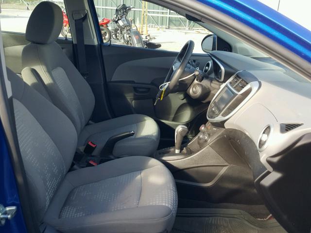 1G1JB5SH0H4155692 - 2017 CHEVROLET SONIC LS 蓝色 照片 5
