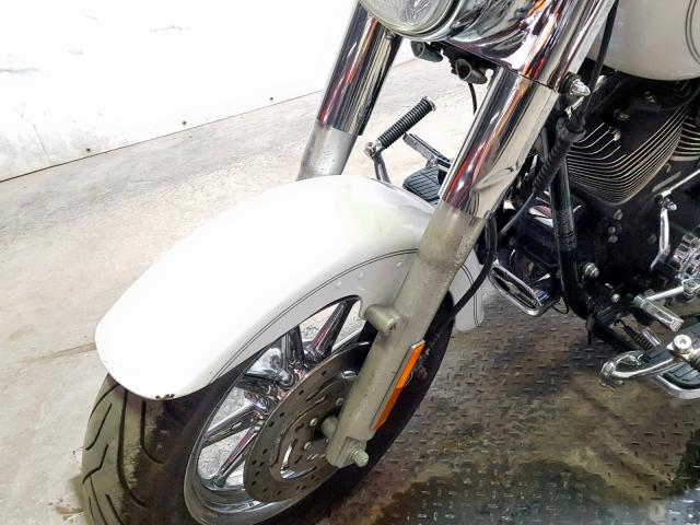 1HD1BXB134Y075908 - 2004 HARLEY-DAVIDSON FLSTFI WHITE photo 9