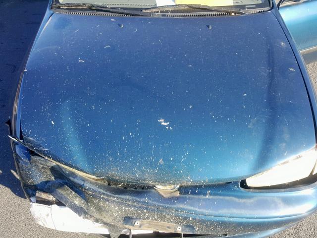 1Y1SK5285YZ401050 - 2000 CHEVROLET GEO PRIZM ლურჯი ფოტო 7