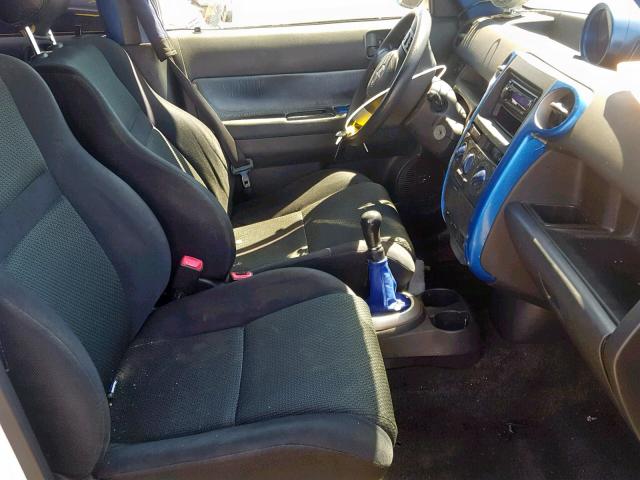 JTLKT334964109739 - 2006 TOYOTA SCION XB 白色 照片 5