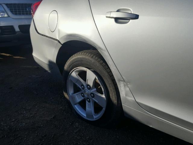 1G11C5SA3GF156015 - 2016 CHEVROLET MALIBU LIM 银色 照片 9