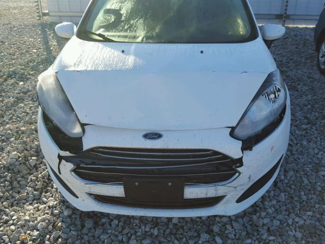 3FADP4AJ7GM179999 - 2016 FORD FIESTA S WHITE photo 9