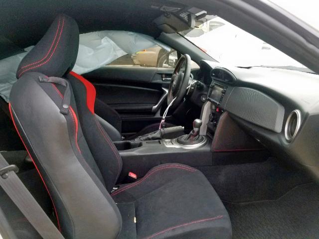 JF1ZNAA16F8702037 - 2015 TOYOTA SCION FR-S WHITE photo 5