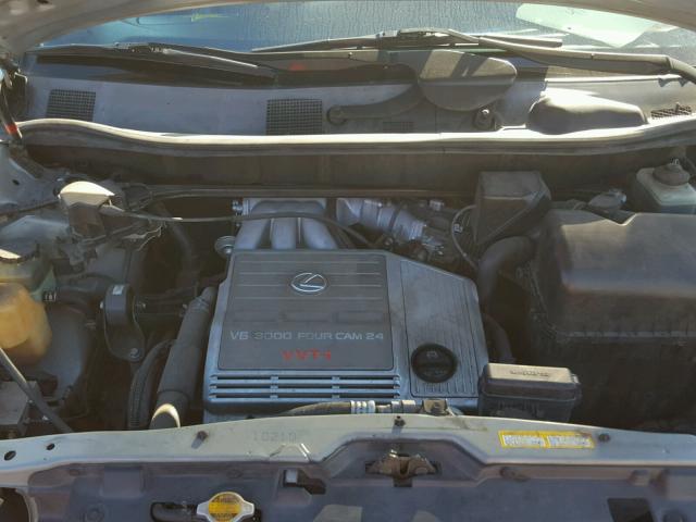 JT6HF10U4X0015502 - 1999 LEXUS RX 300 SILVER photo 7