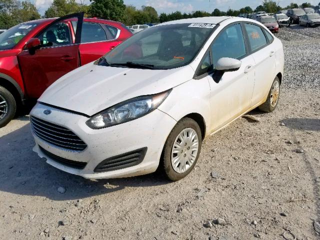 3FADP4AJ9FM219188 - 2015 FORD FIESTA S WHITE photo 2