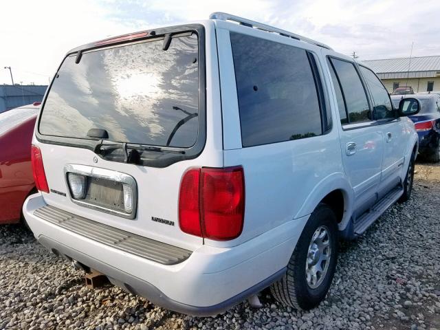 5LMRU27L6WLJ15645 - 1998 LINCOLN NAVIGATOR WHITE photo 4