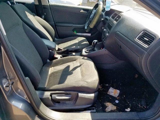 3VW2K7AJ3DM280810 - 2013 VOLKSWAGEN JETTA BASE 灰色 照片 5