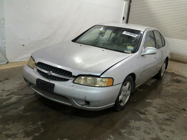 1N4DL01D5YC241613 - 2000 NISSAN ALTIMA XE SILVER photo 2