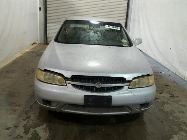 1N4DL01D5YC241613 - 2000 NISSAN ALTIMA XE SILVER photo 9