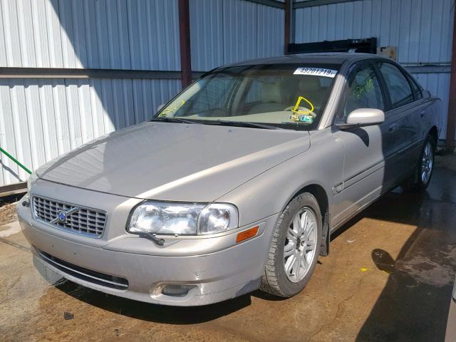 YV1TS592651405817 - 2005 VOLVO S80 2.5T BEIGE photo 2