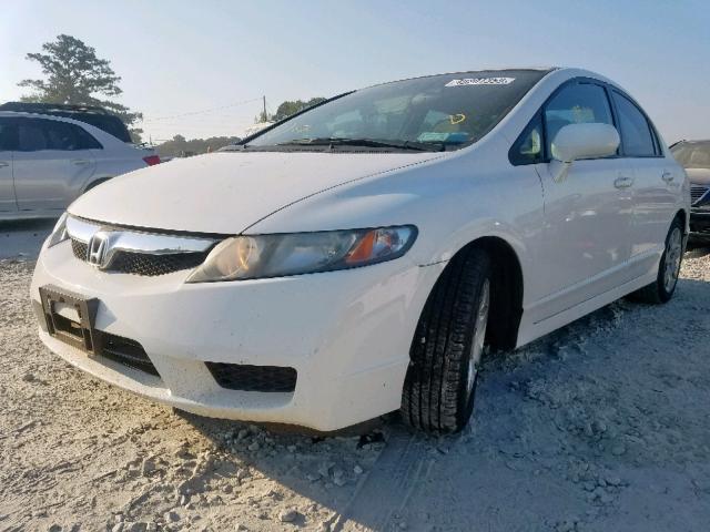 2HGFA1F59BH520035 - 2011 HONDA CIVIC LX WHITE photo 2