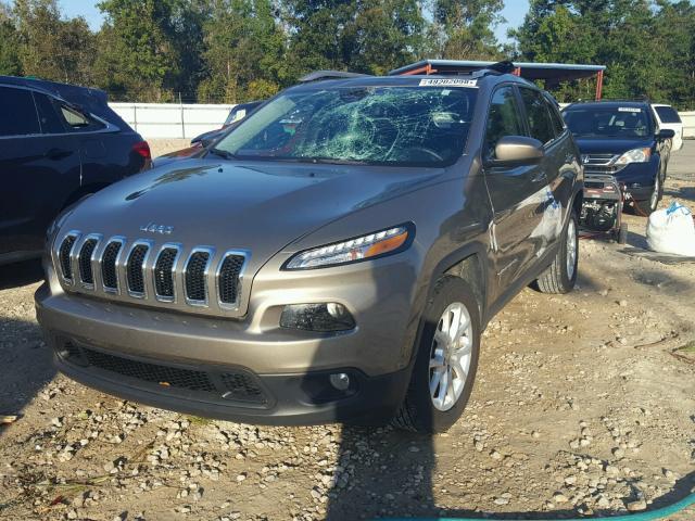 1C4PJLCB2JD611698 - 2018 JEEP CHEROKEE L GRAY photo 2